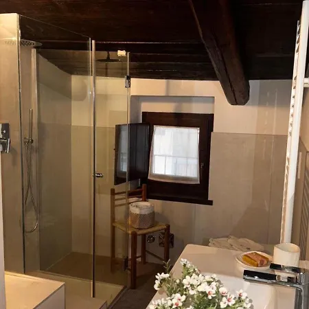 Appartamento Nel Cuore Di Comodo E Moderno Torino